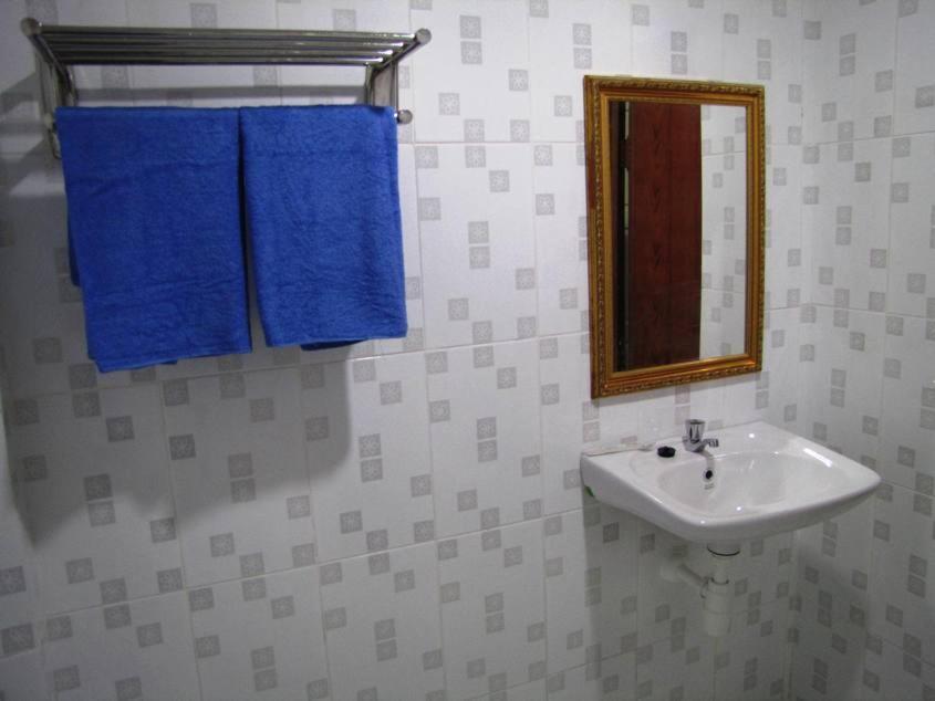 Hotel Mitra Garden Pangkal Pinang Chambre photo