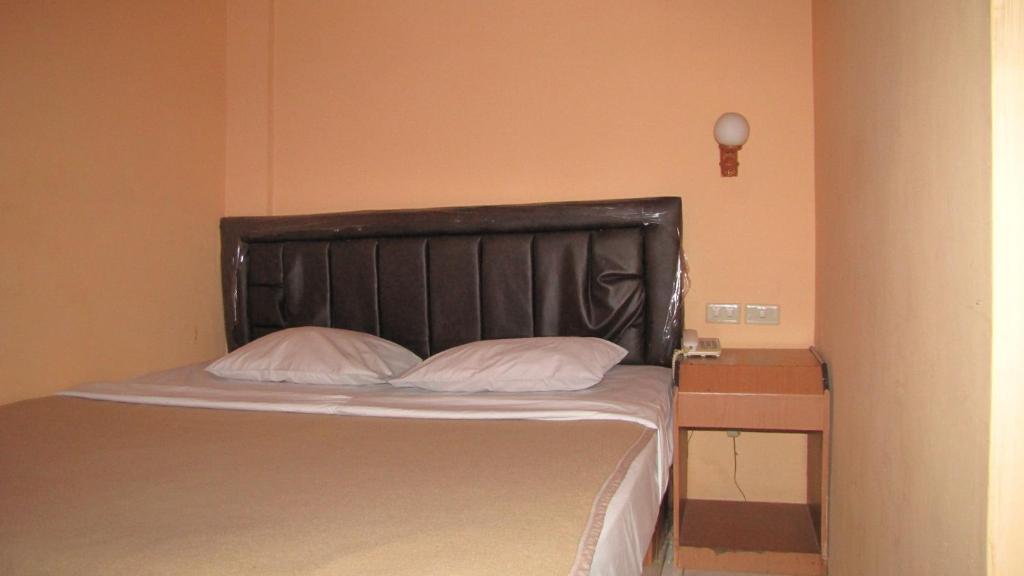 Hotel Mitra Garden Pangkal Pinang Chambre photo