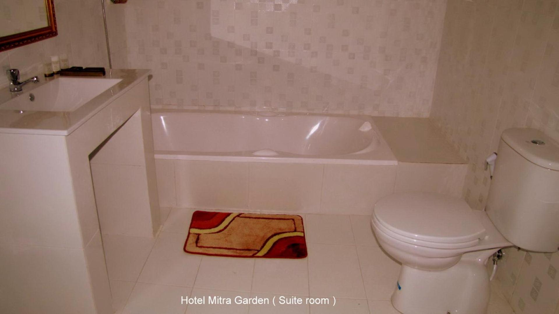 Hotel Mitra Garden Pangkal Pinang Extérieur photo